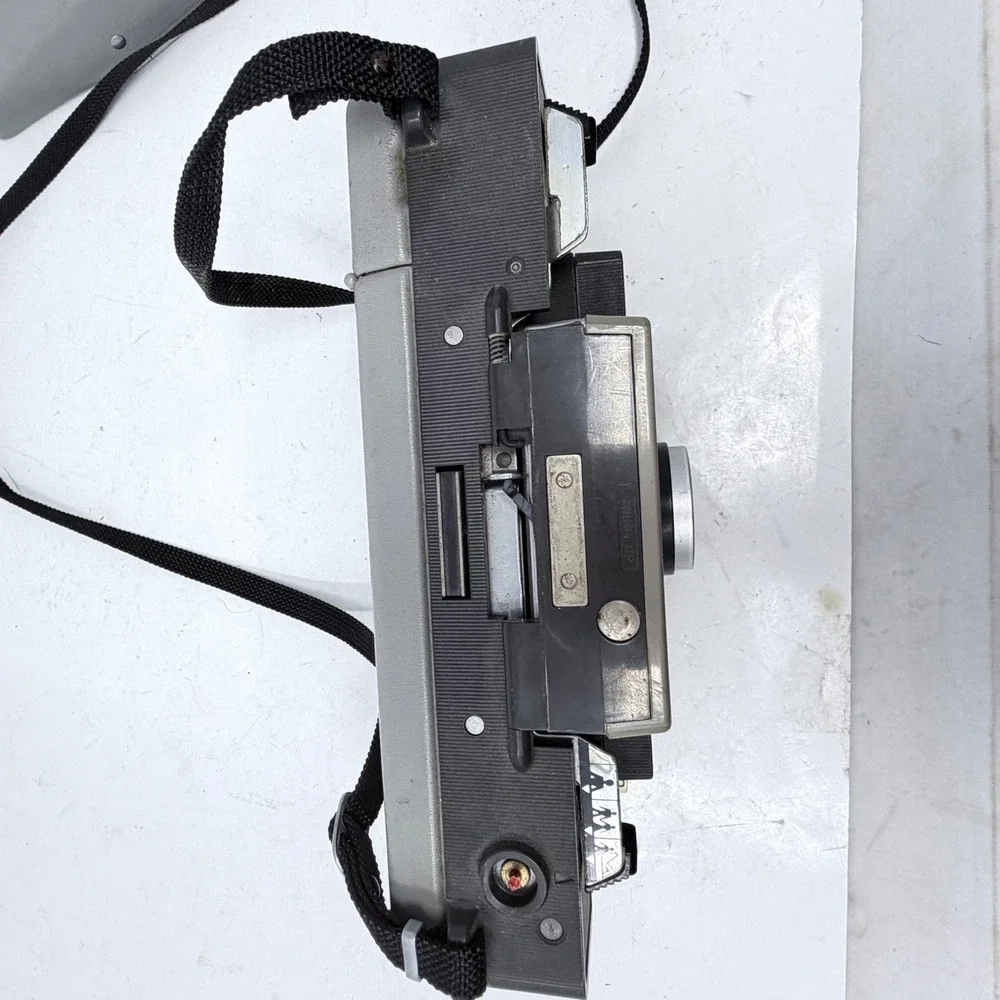 Vintage Polaroid Automatic 230 Land Camera Folding Instant Film w/ Cover Strap